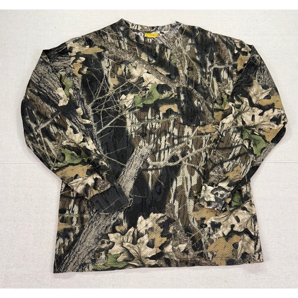 Vintage Sasquatch Mens Large Camo Mesh Long Sleeve Pocket T-Shirt Hunting USA